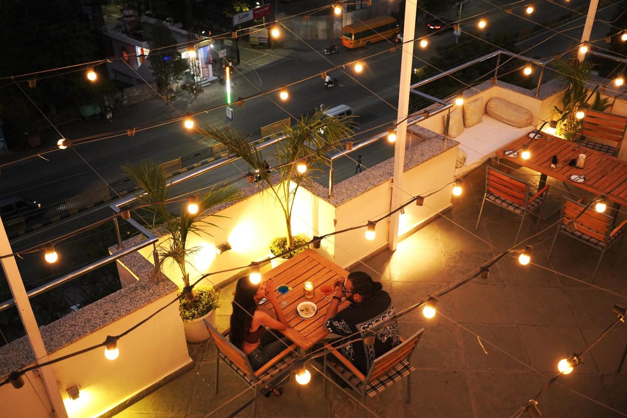 Hotel Wonder Cliff Udaipur Kültér fotó