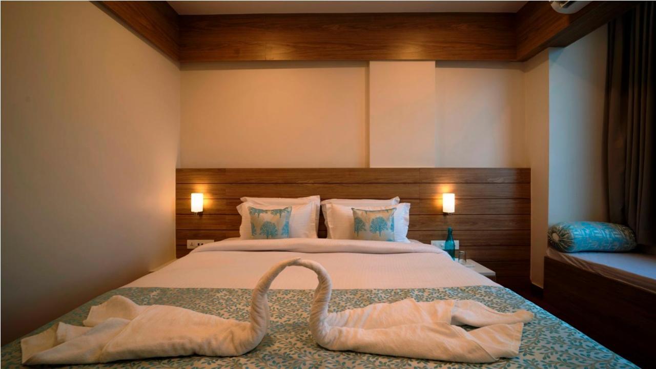 Hotel Wonder Cliff Udaipur Kültér fotó